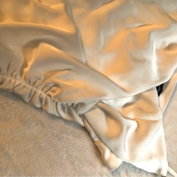 Women’s White Satin Dress | Medium | Le Chateau - Picture 6 of 7